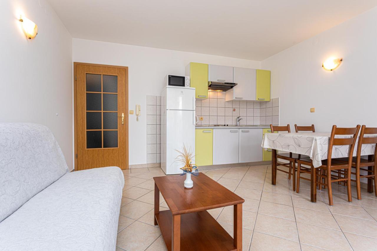 Apartments Crnekovic I Zarok Baška Zewnętrze zdjęcie