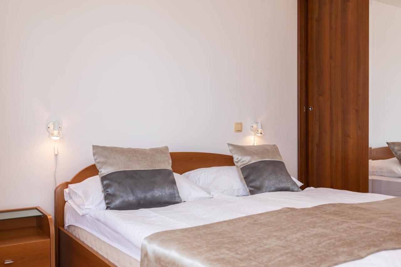 Apartments Crnekovic I Zarok Baška Zewnętrze zdjęcie