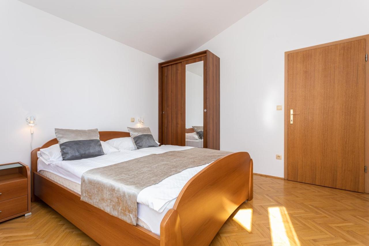Apartments Crnekovic I Zarok Baška Zewnętrze zdjęcie