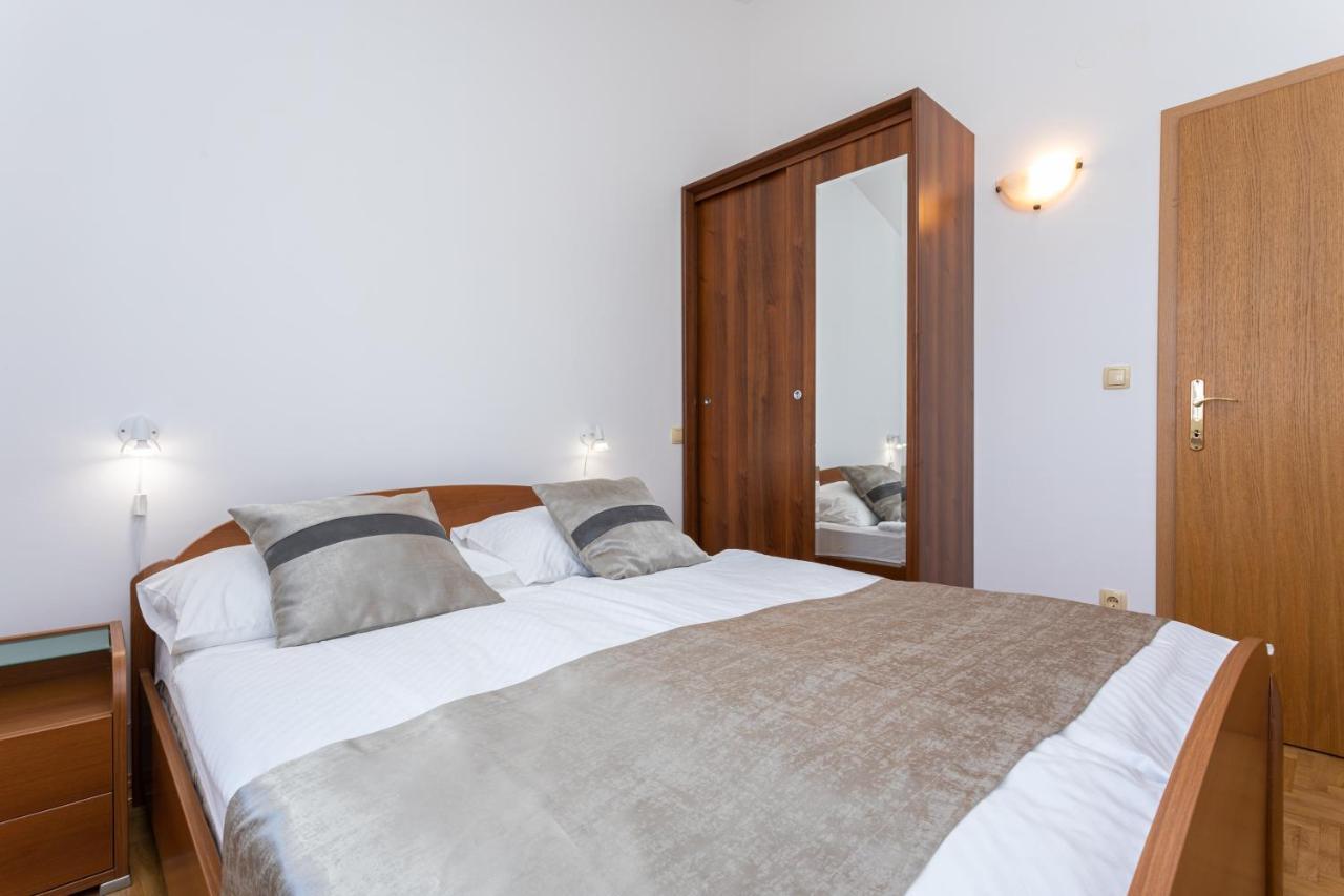 Apartments Crnekovic I Zarok Baška Zewnętrze zdjęcie
