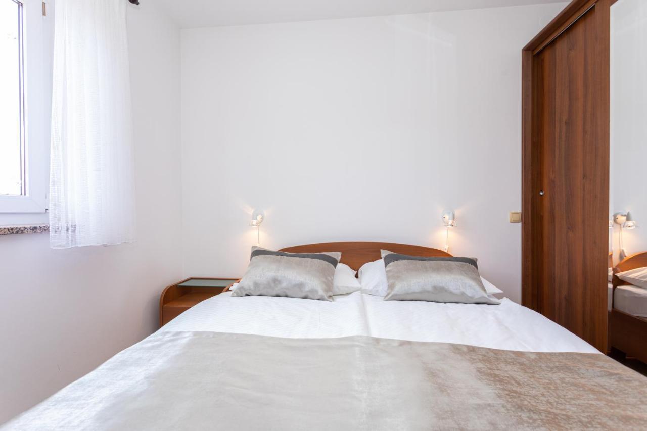 Apartments Crnekovic I Zarok Baška Zewnętrze zdjęcie