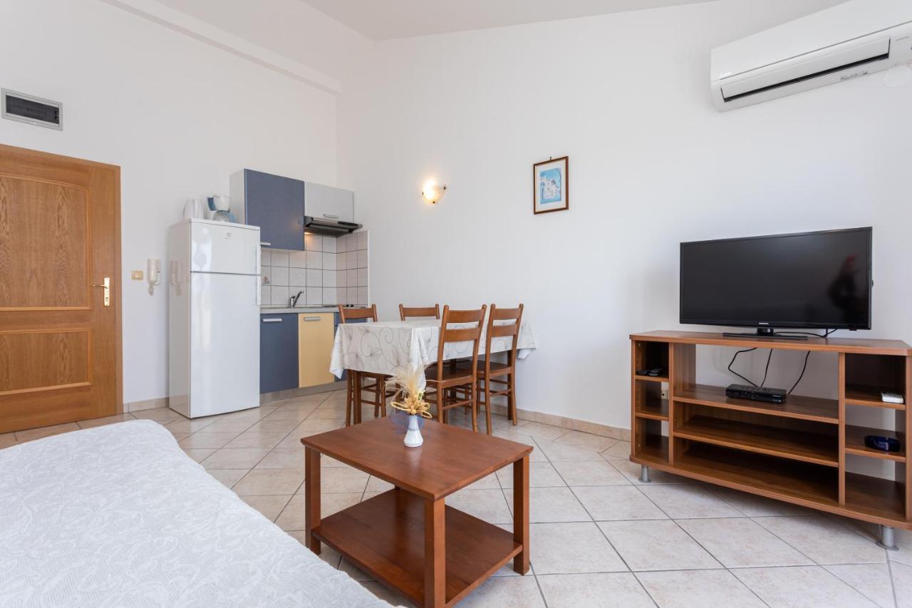 Apartments Crnekovic I Zarok Baška Zewnętrze zdjęcie